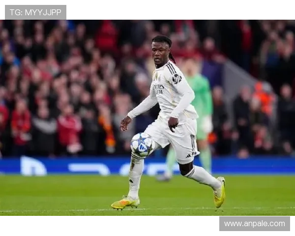 卡马文加比赛态度