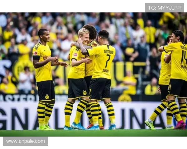 博尼法斯 vs 吉拉西：德甲新晋射手直接对话解析