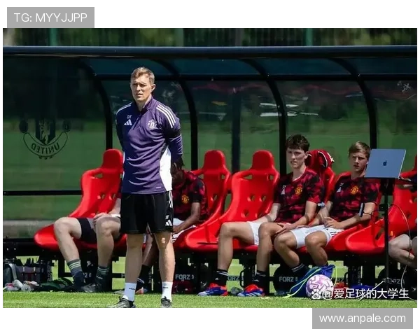 曼联成绩虽有改善，但问题持续积累，真实状态面临考验