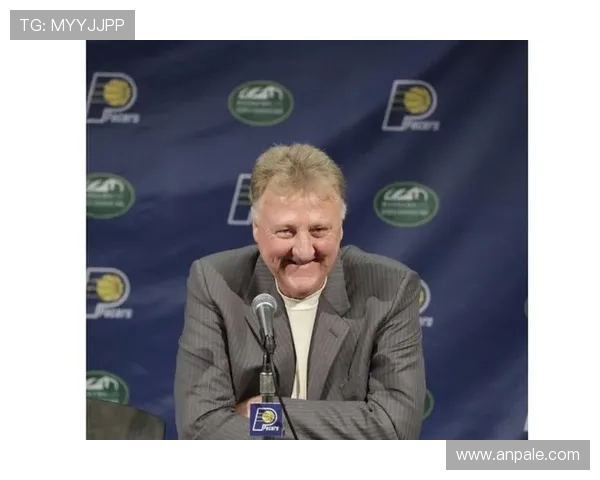 拉里·伯德关键时刻组织能力显著优于麦克海尔提升球队攻防转换效率